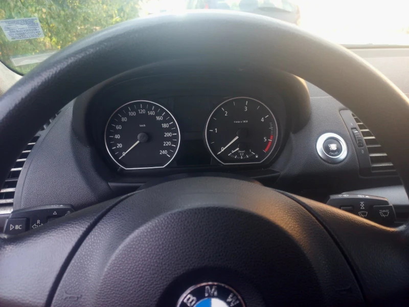 BMW 118, снимка 11 - Автомобили и джипове - 47837384