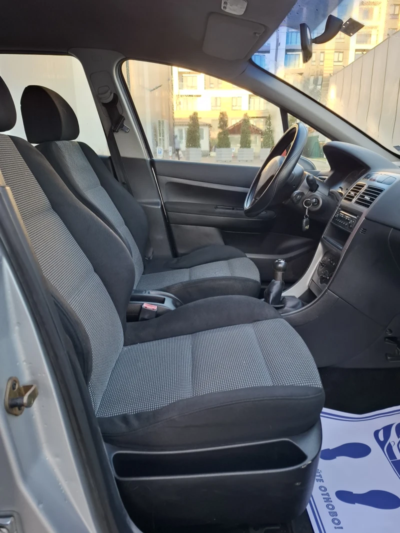 Peugeot 307 1.6HDI(110кс)* * * ПЪРBИ СОБСТВЕНИК* * * , снимка 15 - Автомобили и джипове - 48611052