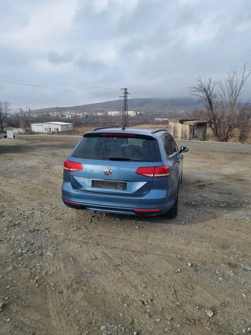 VW Passat, снимка 4 - Автомобили и джипове - 48890780