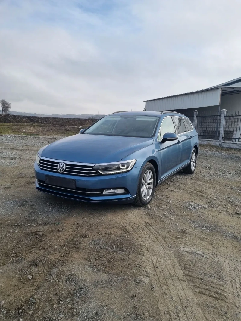 VW Passat, снимка 2 - Автомобили и джипове - 48890780