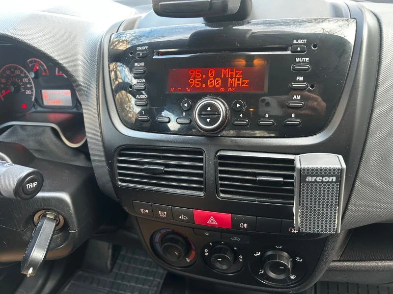 Fiat Doblo, снимка 9 - Автомобили и джипове - 48917048