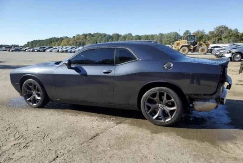 Dodge Challenger SXT, снимка 4 - Автомобили и джипове - 49570845