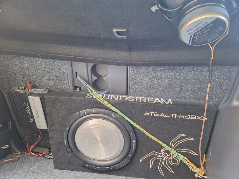 VW Golf Plus 1.6, снимка 9 - Автомобили и джипове - 52382695