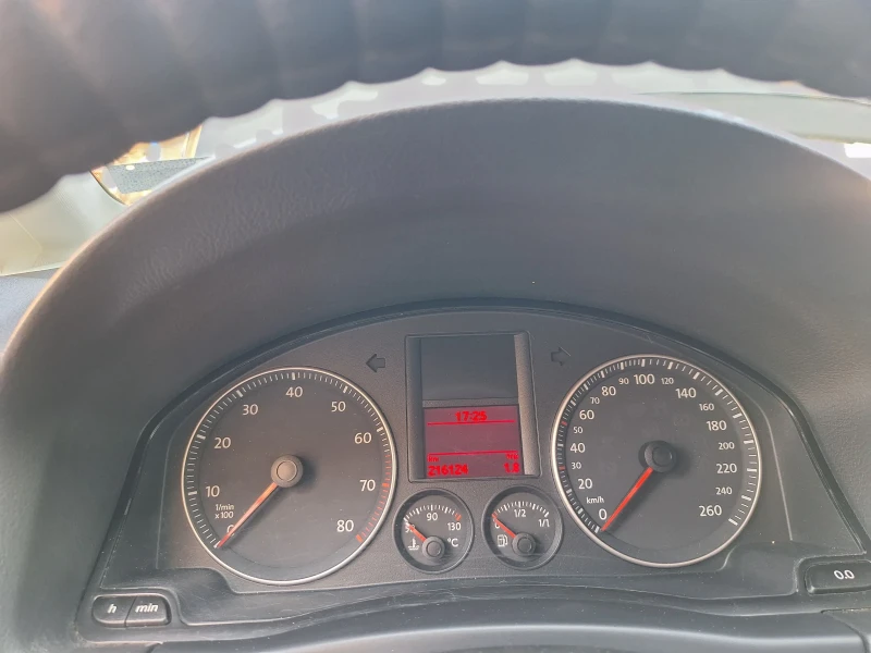 VW Golf Plus 1.6, снимка 4 - Автомобили и джипове - 52382695