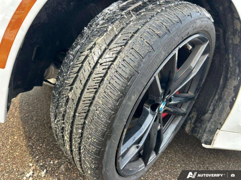 BMW 330 * xDrive * CARFAX * ЦЕНА ДО БГ, снимка 13 - Автомобили и джипове - 53274885