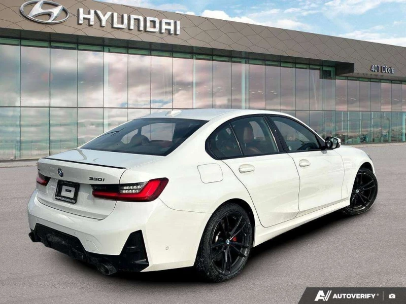 BMW 330 * xDrive * CARFAX * ЦЕНА ДО БГ, снимка 10 - Автомобили и джипове - 53274885