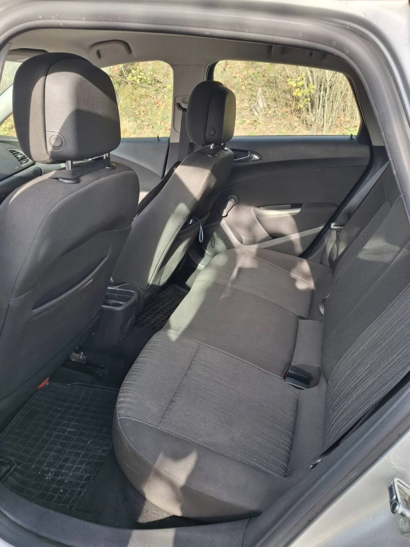 Opel Astra, снимка 9 - Автомобили и джипове - 53420081