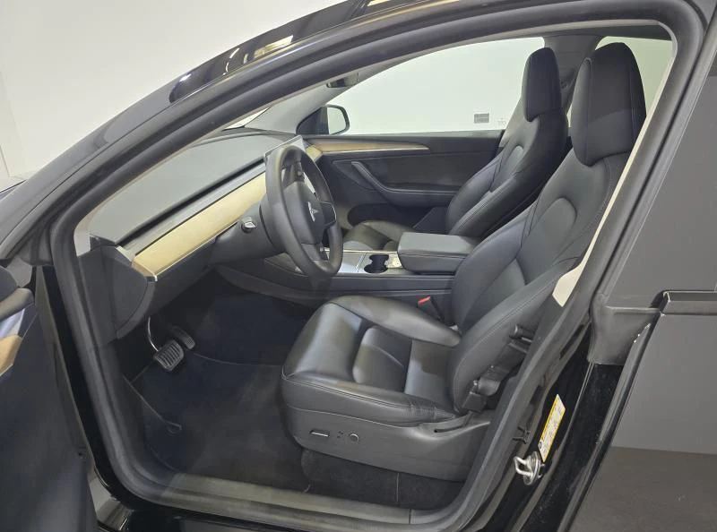 Tesla Model Y L-RANGE/299HP/PANO/LED/NAVI/KLESS/CAM/162f - изображение 7