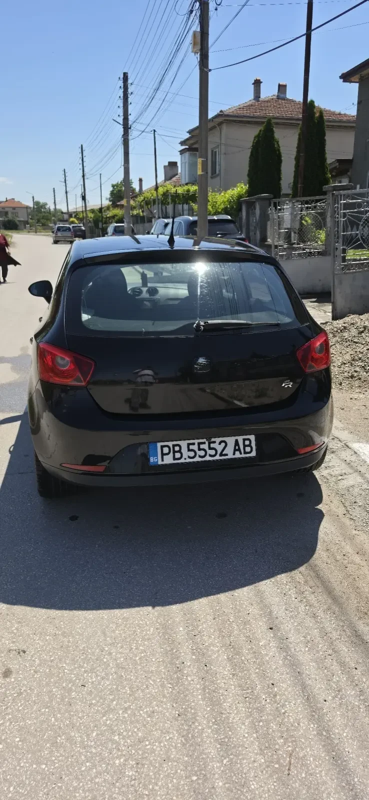 Seat Ibiza 1.4 Газ, снимка 4 - Автомобили и джипове - 55355252