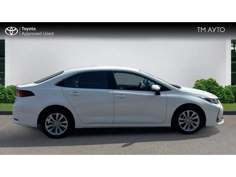 Toyota Corolla SDN 1.8HSD EXECUTIVE, снимка 17 - Автомобили и джипове - 55733220