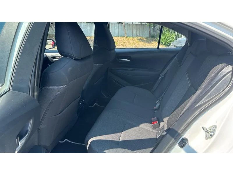 Toyota Corolla SDN 1.8HSD EXECUTIVE, снимка 11 - Автомобили и джипове - 55733220