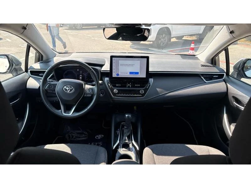 Toyota Corolla SDN 1.8HSD EXECUTIVE, снимка 8 - Автомобили и джипове - 55733220