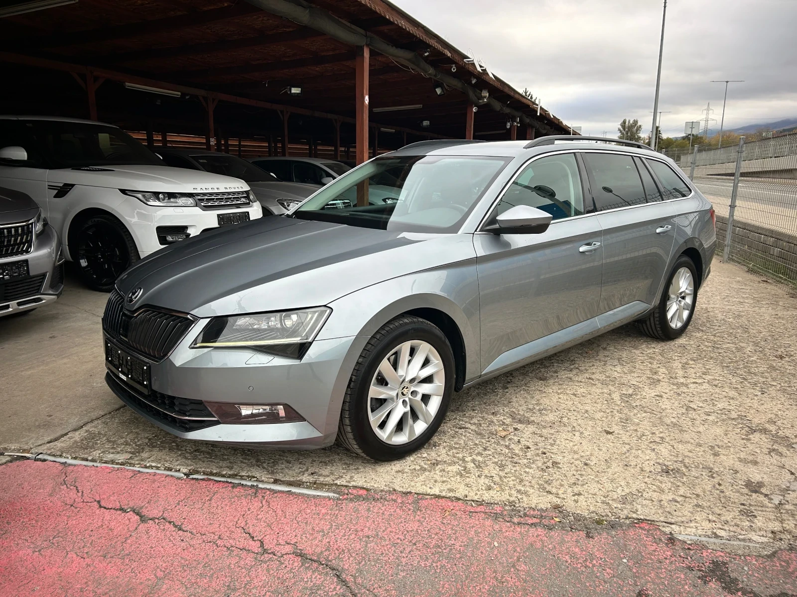 Skoda Superb 2.0TDI DSG, снимка 1