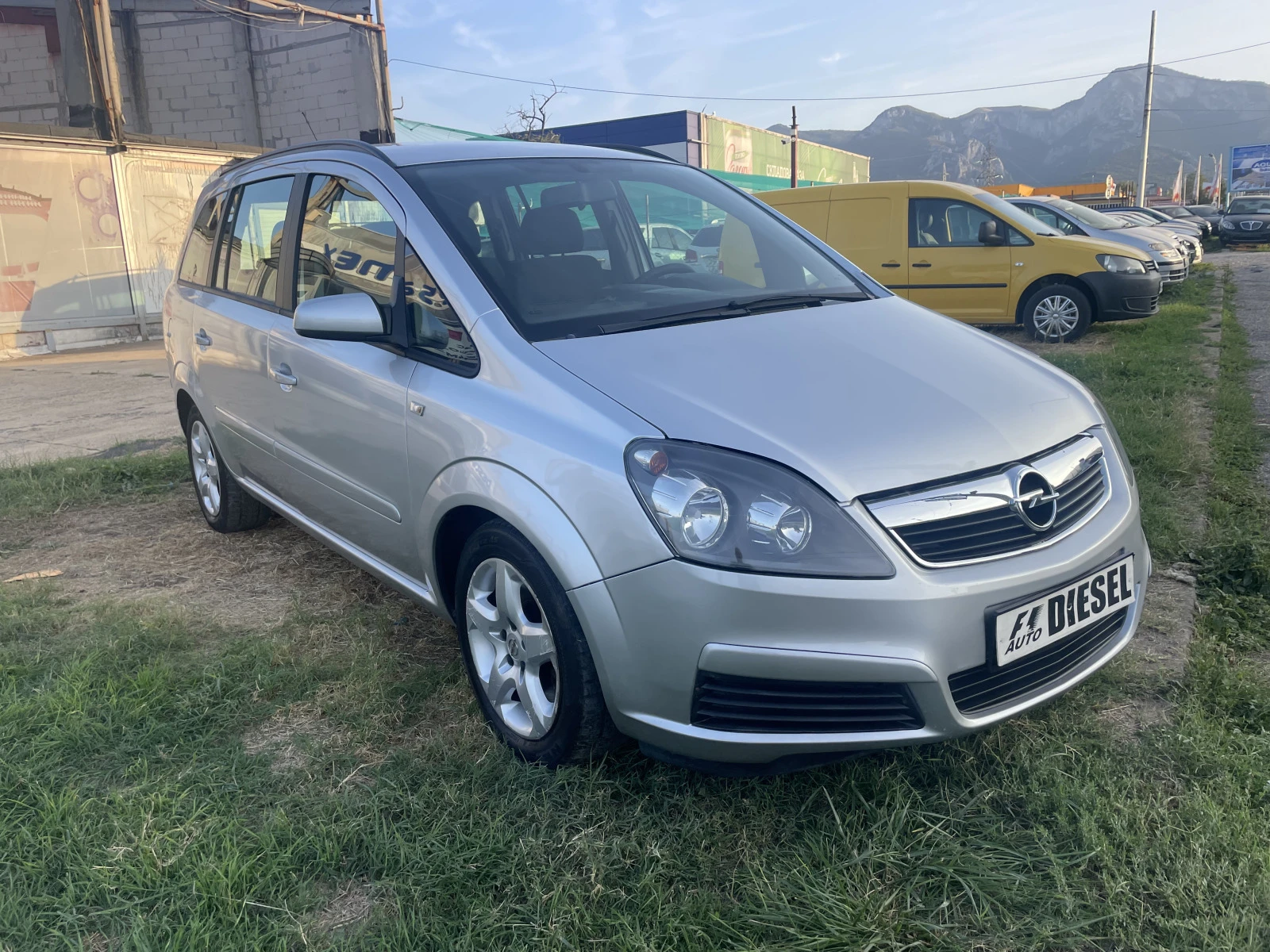 Opel Zafira 1.9CDTI-120-7МЕСТА - изображение 3