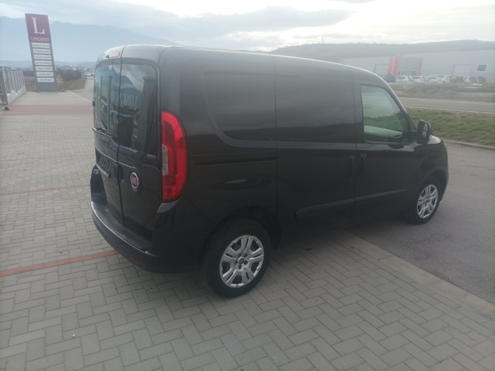 Fiat Doblo Автоматик  - изображение 5