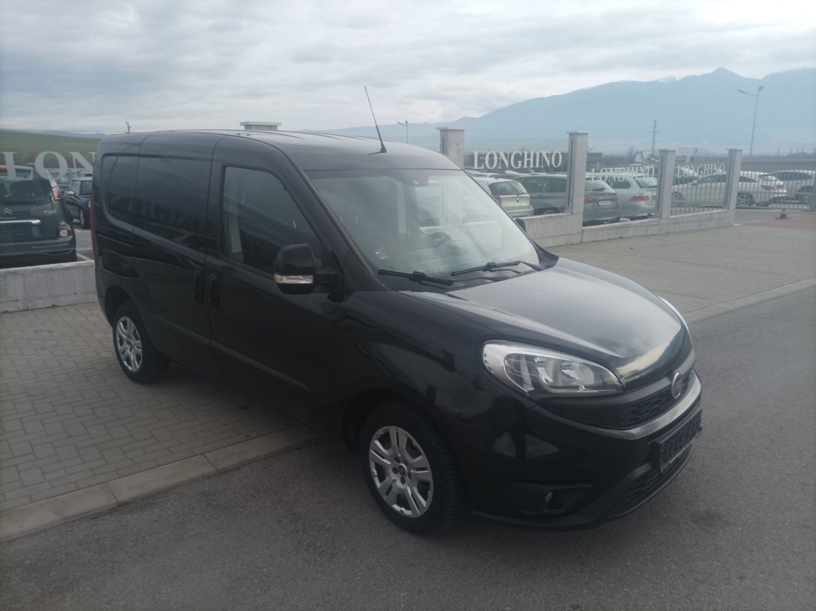 Fiat Doblo Автоматик  - изображение 4