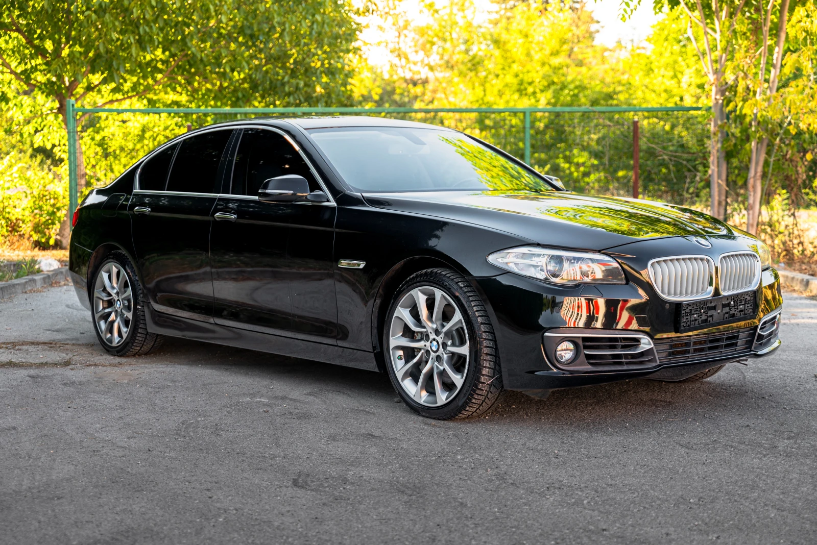 BMW 535 XDrive Facelift , снимка 2 - Автомобили и джипове - 52570339
