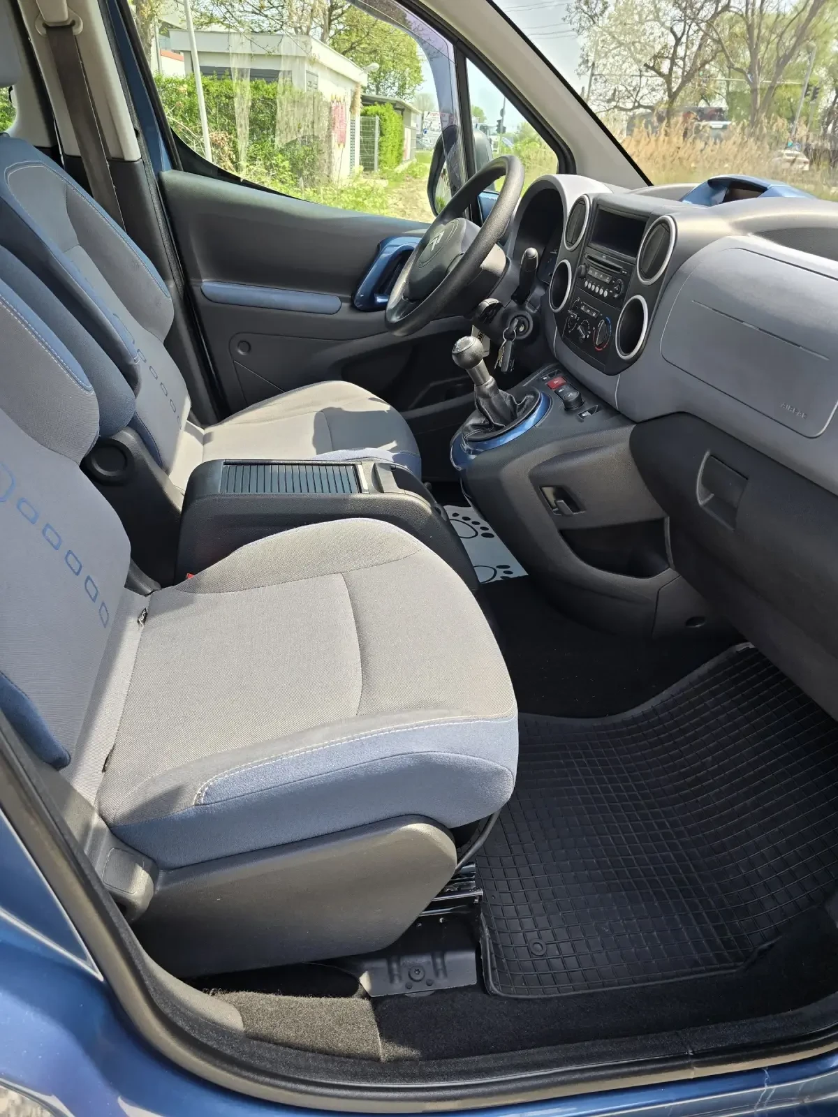 Citroen Berlingo Нов внос.Топ състояни 1.6HDI - изображение 9