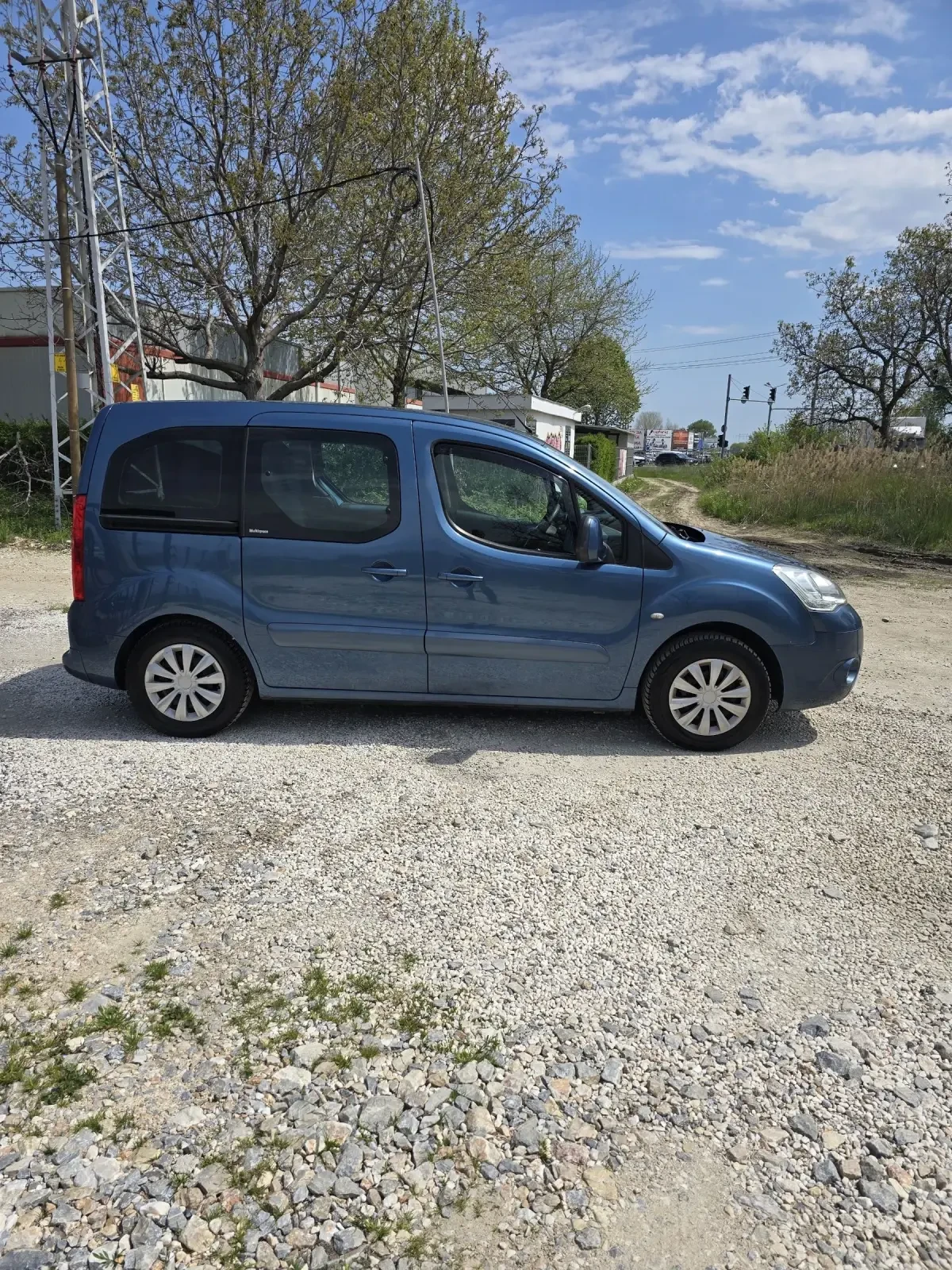 Citroen Berlingo Нов внос.Топ състояни 1.6HDI - изображение 4