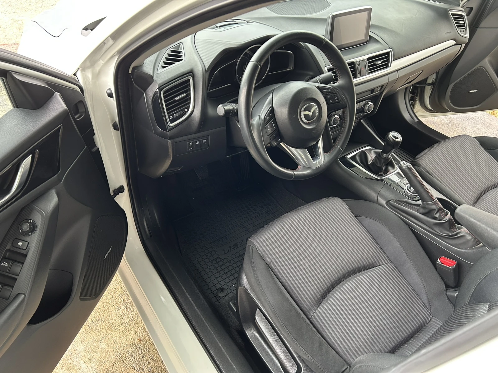 Mazda 3 2.2d/Skyactiv/Head-up/BOSE - изображение 10