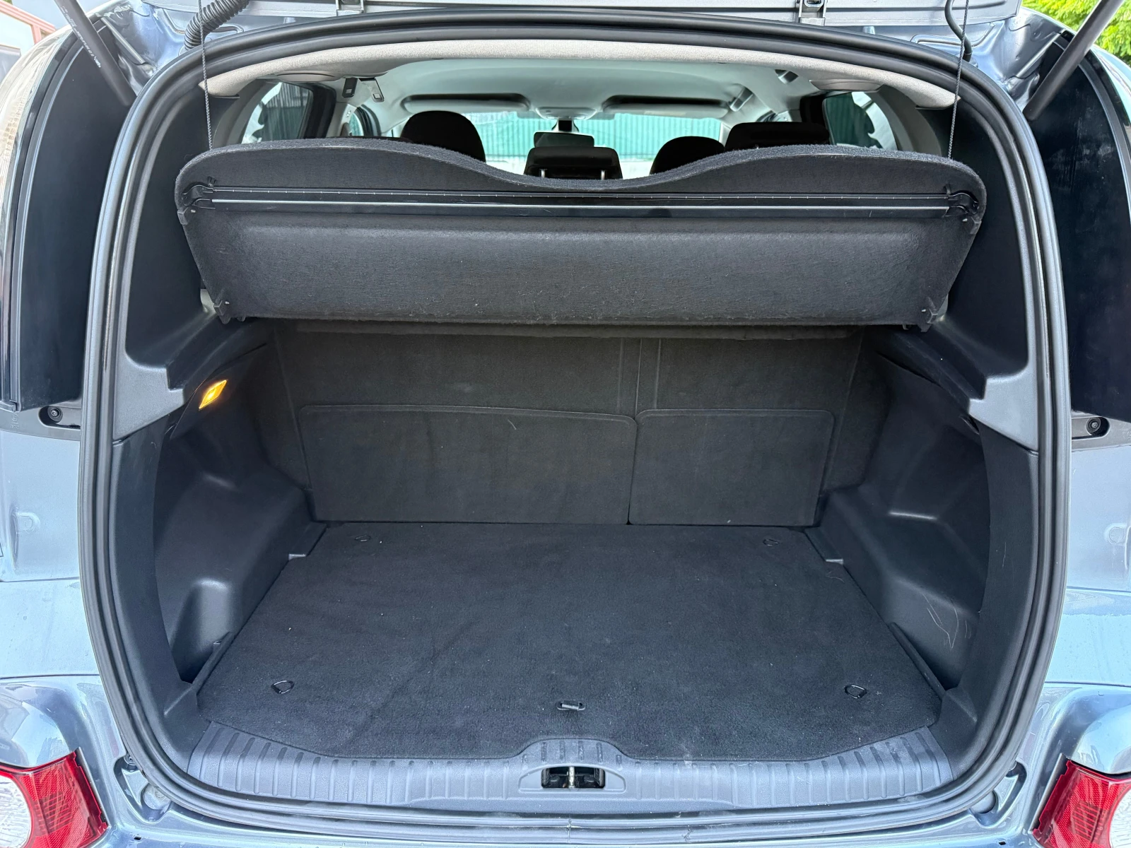 Citroen C3 Picasso 1.6 HDI Exclusive - изображение 6