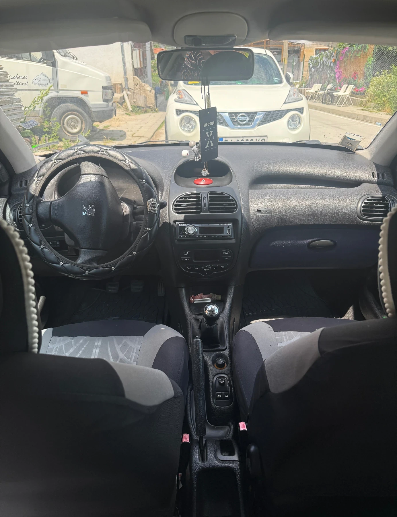 Peugeot 206 1.1 - изображение 6