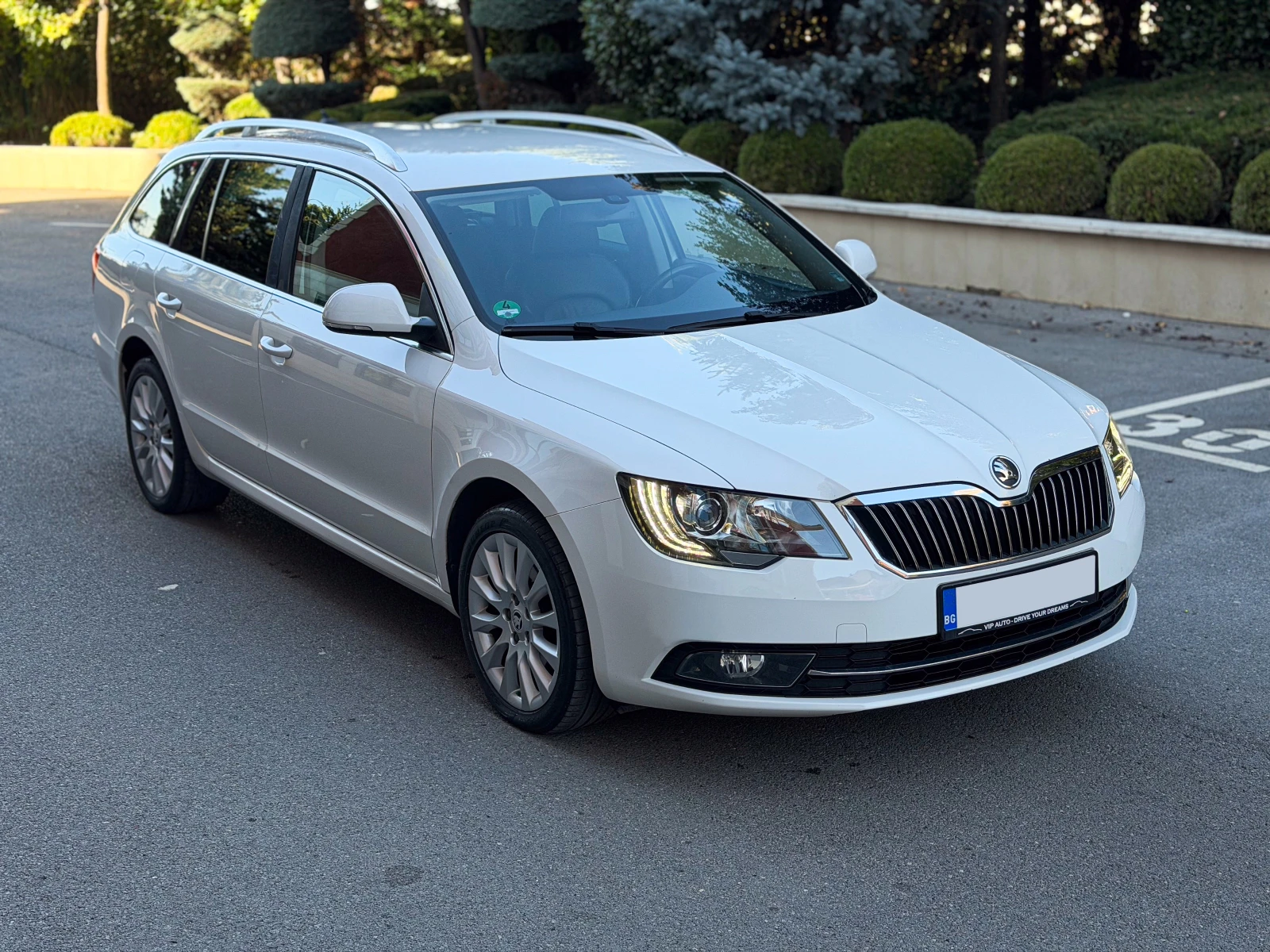 Skoda Superb 2.0 TDI EXCLUSIVE - изображение 3