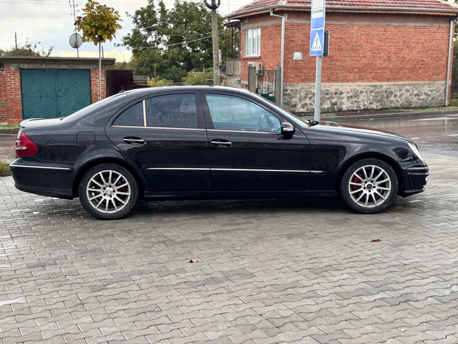 Mercedes-Benz E 270 2.7 CDI - изображение 5