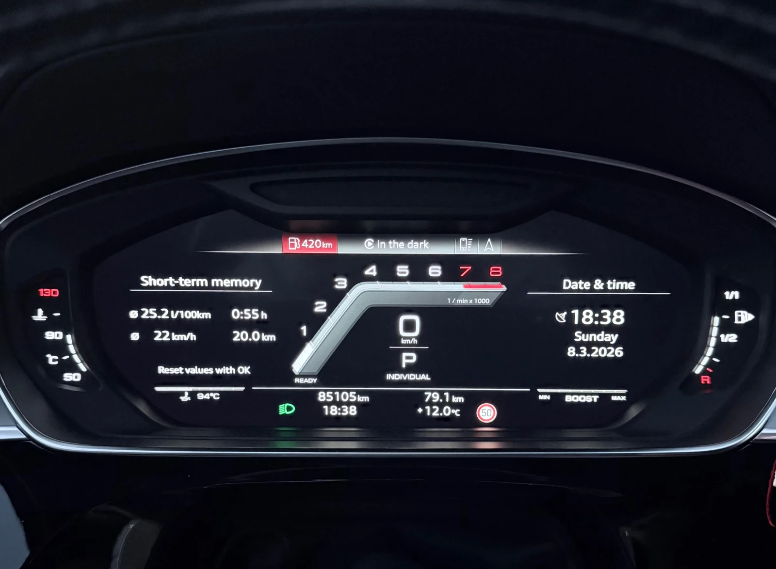 Audi S8 CERAMIC Black Optics, снимка 13 - Автомобили и джипове - 53592371