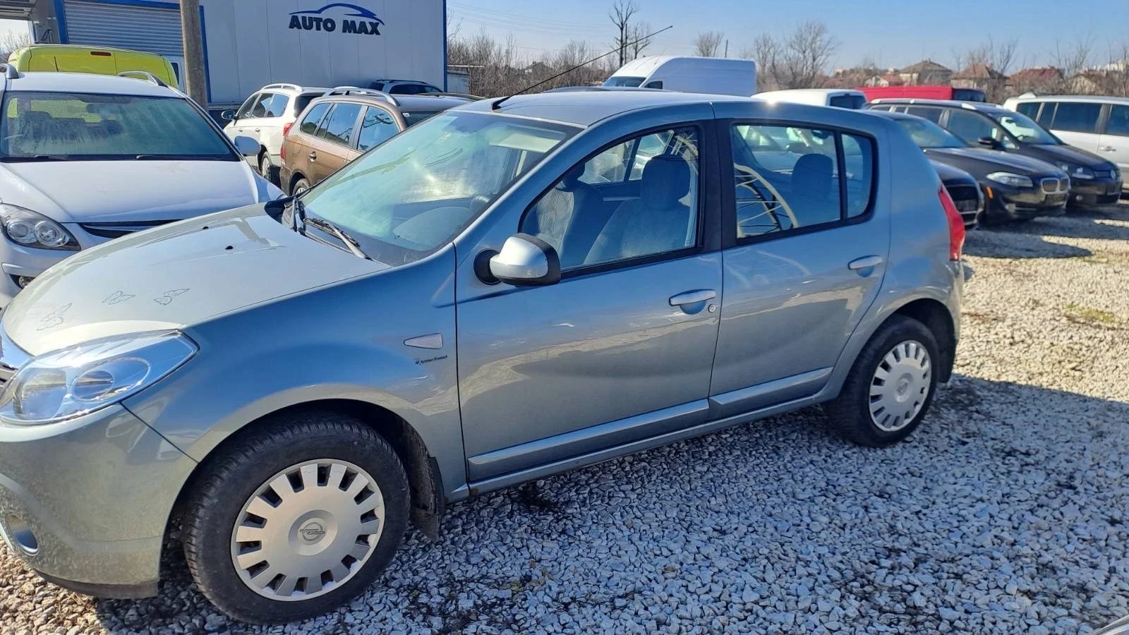 Dacia Sandero 1.6 , снимка 4 - Автомобили и джипове - 53773551