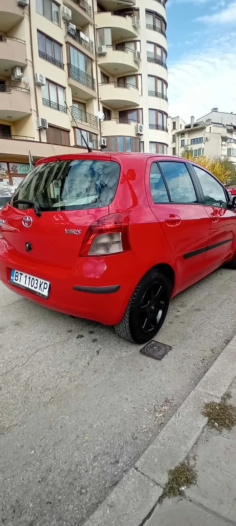 Toyota Yaris, снимка 9 - Автомобили и джипове - 53899899