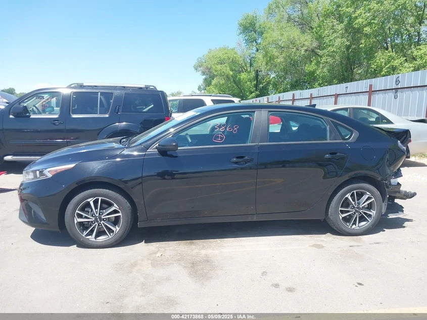 Kia Forte 2.0L I-4 DOHC, VVT, 147HP Front Wheel Drive | Mobile.bg � ����������� 15