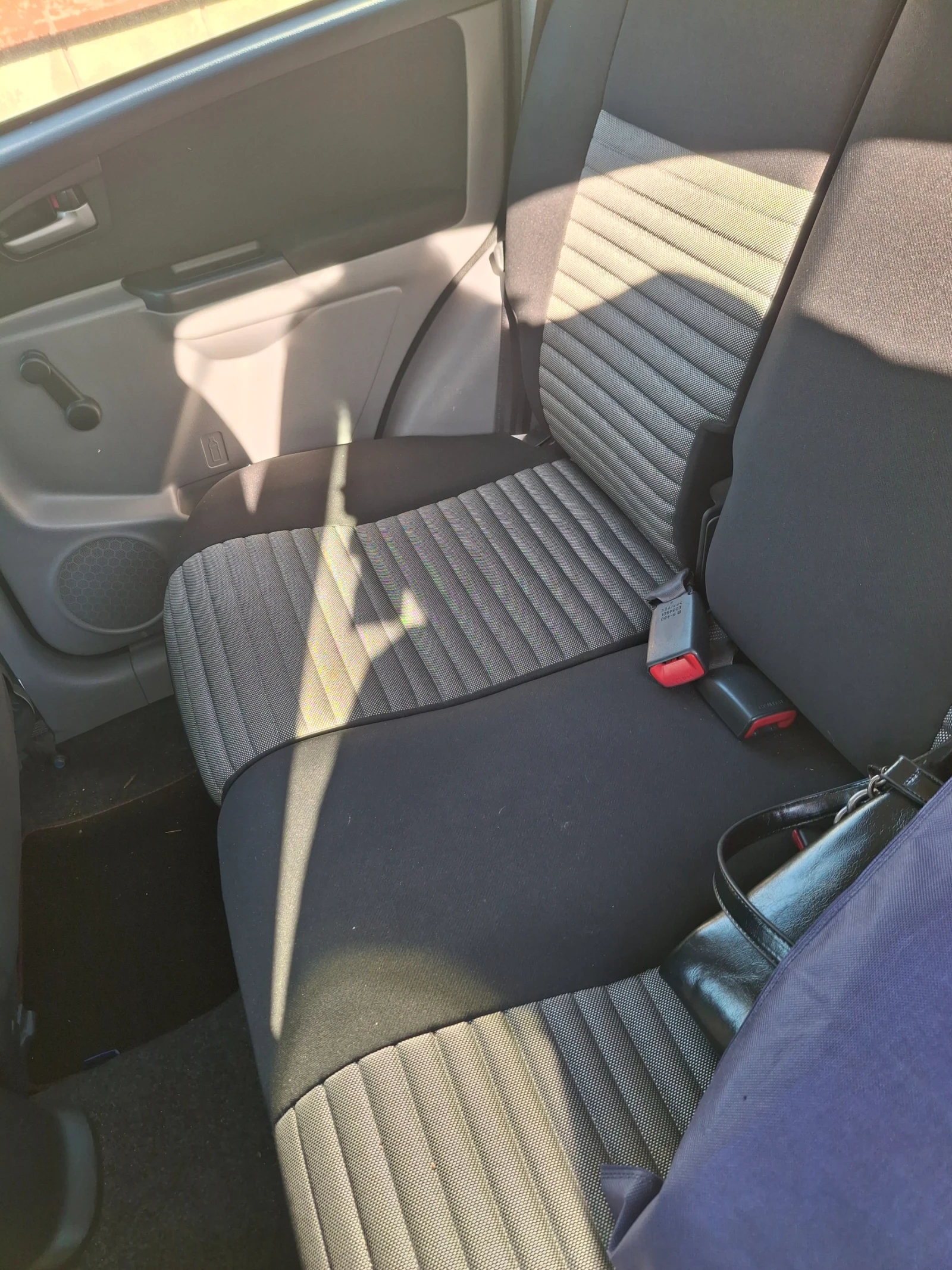 Suzuki SX4, снимка 8 - Автомобили и джипове - 54492533