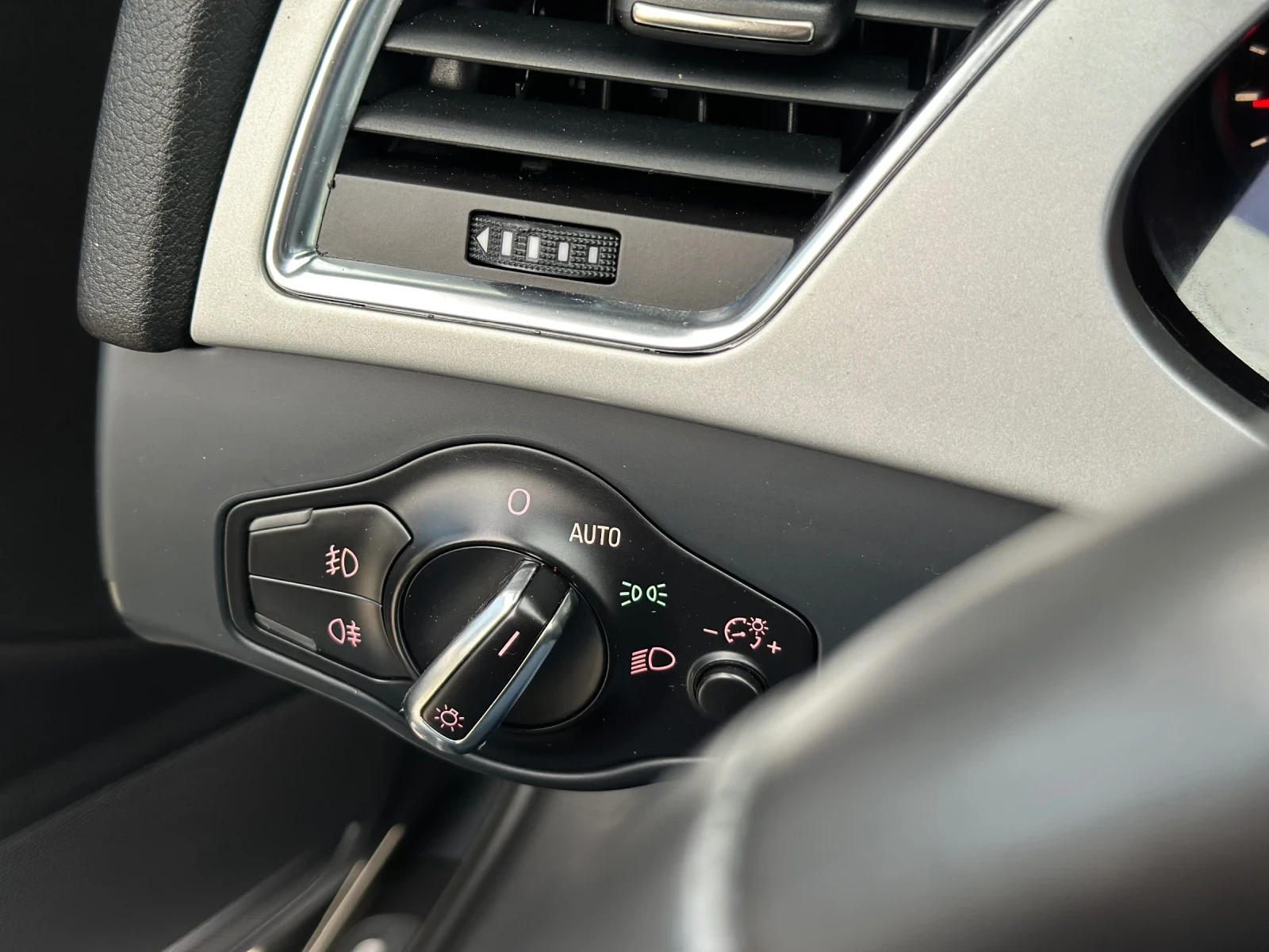 Audi A4 Автоматик, снимка 15 - Автомобили и джипове - 54511866