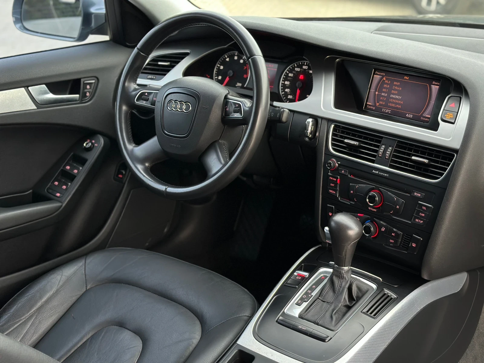 Audi A4 Автоматик, снимка 10 - Автомобили и джипове - 54511866