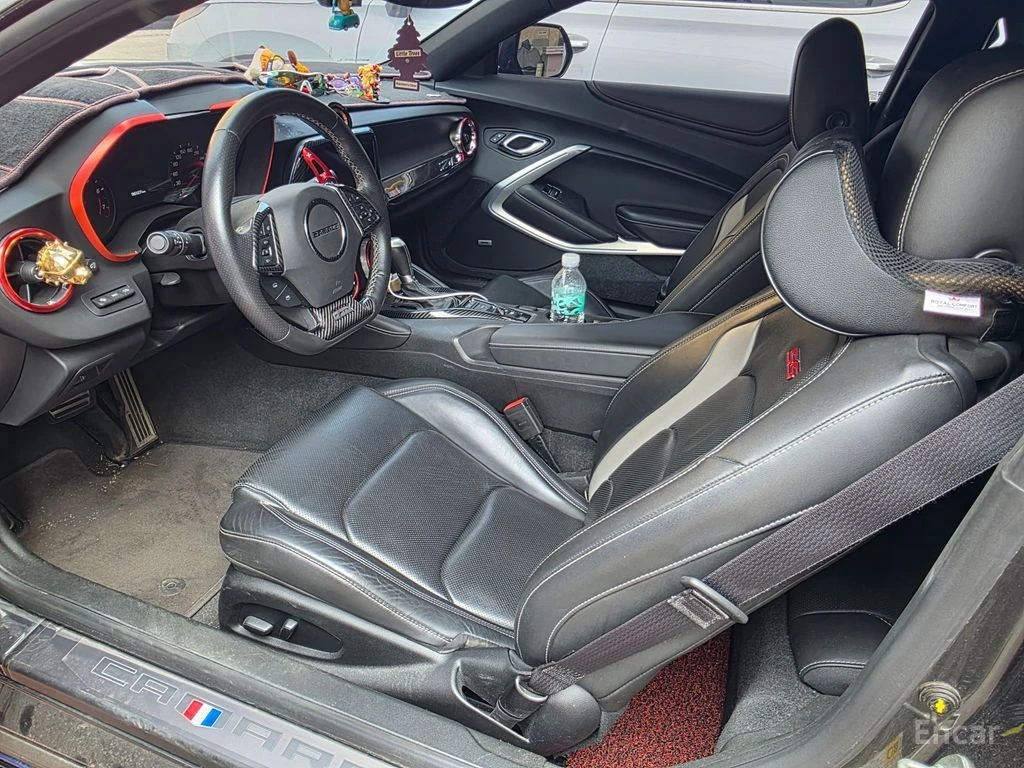 Chevrolet Camaro 6.2 SS V8* ZL1 PACK* BOSE* HEAD-UP* CARBON* КАМЕРА, снимка 5 - Автомобили и джипове - 54512918