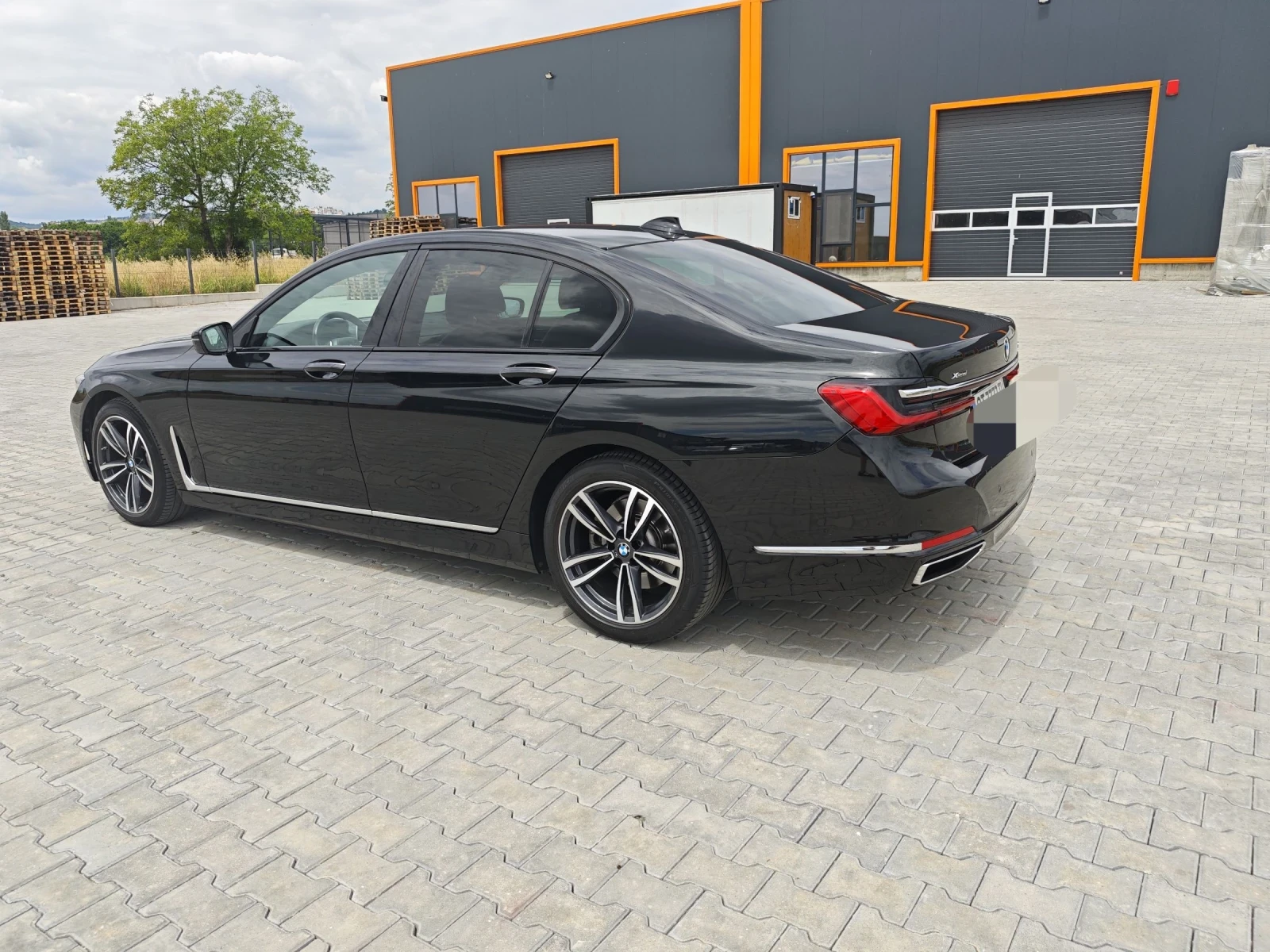 BMW 730 D X DRIVE, снимка 3 - Автомобили и джипове - 55038440