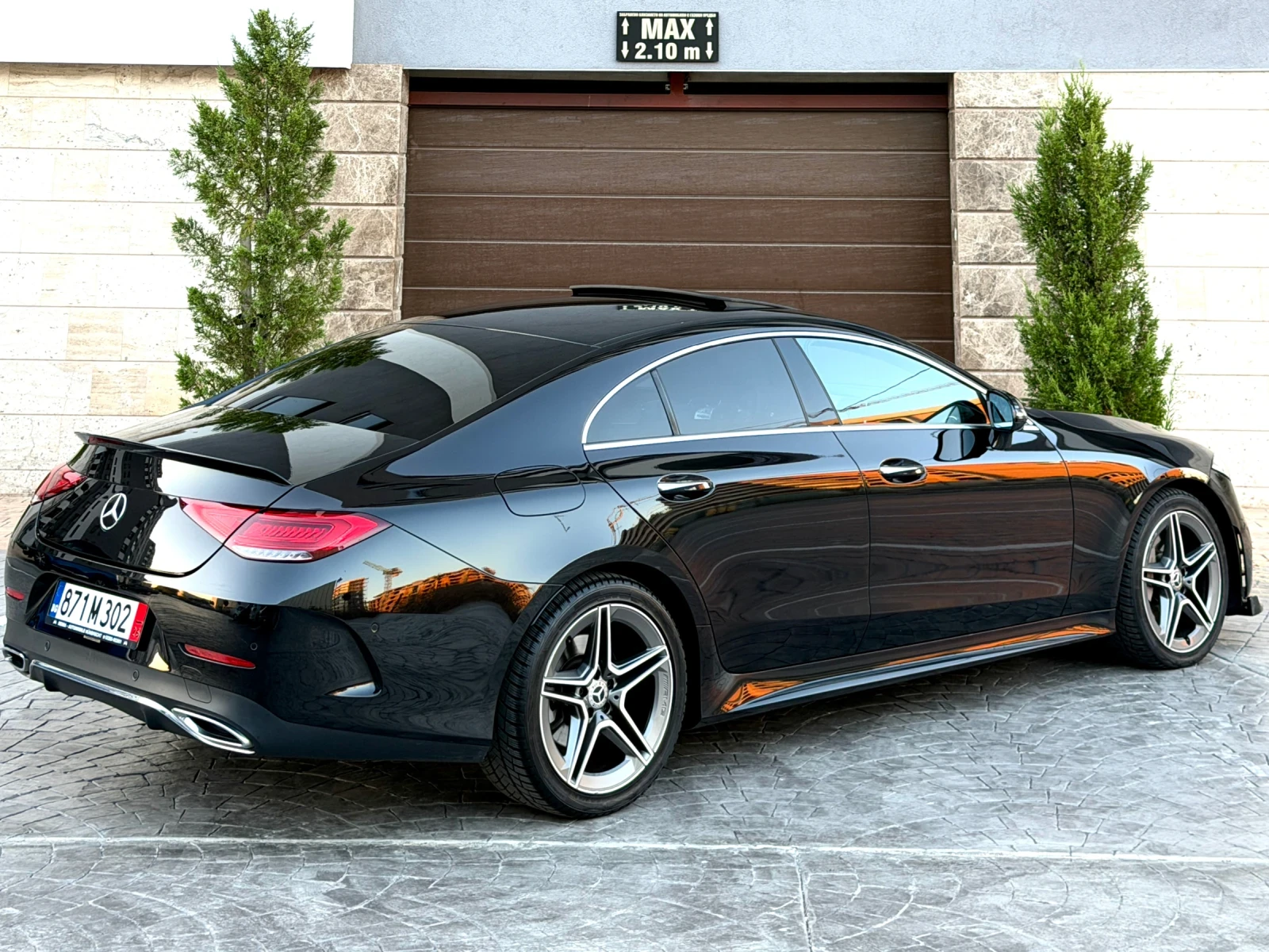 Mercedes-Benz CLS 400 D 4matic  9G AMG Burmester ЛИЗИНГ 100%, снимка 6 - Автомобили и джипове - 55088630