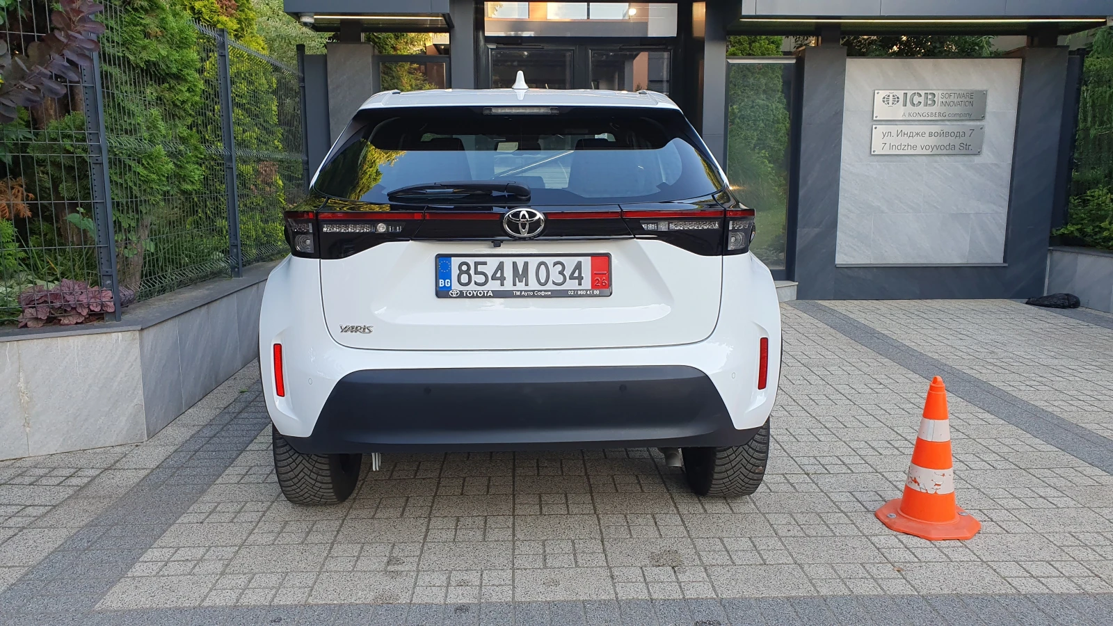 Toyota Yaris Cross, снимка 5 - Автомобили и джипове - 55160870