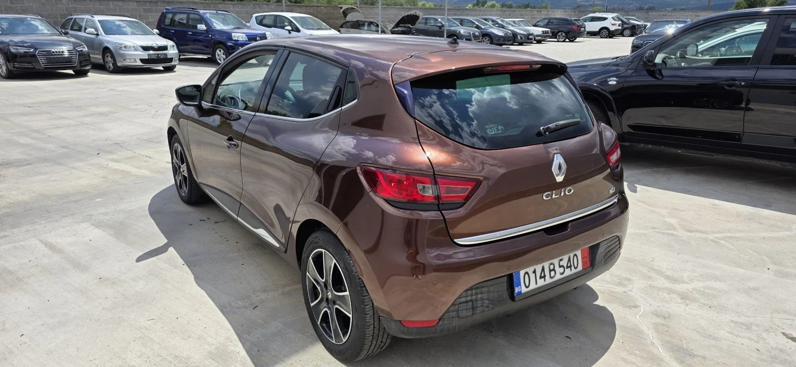 Renault Clio 1.5DCI-90 EU6* AUTOMATIC * NAVI* LED, снимка 3 - Автомобили и джипове - 55259750