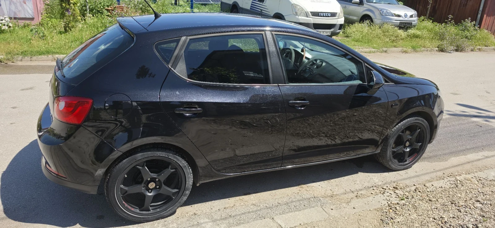 Seat Ibiza 1.4 Газ, снимка 6 - Автомобили и джипове - 55355252