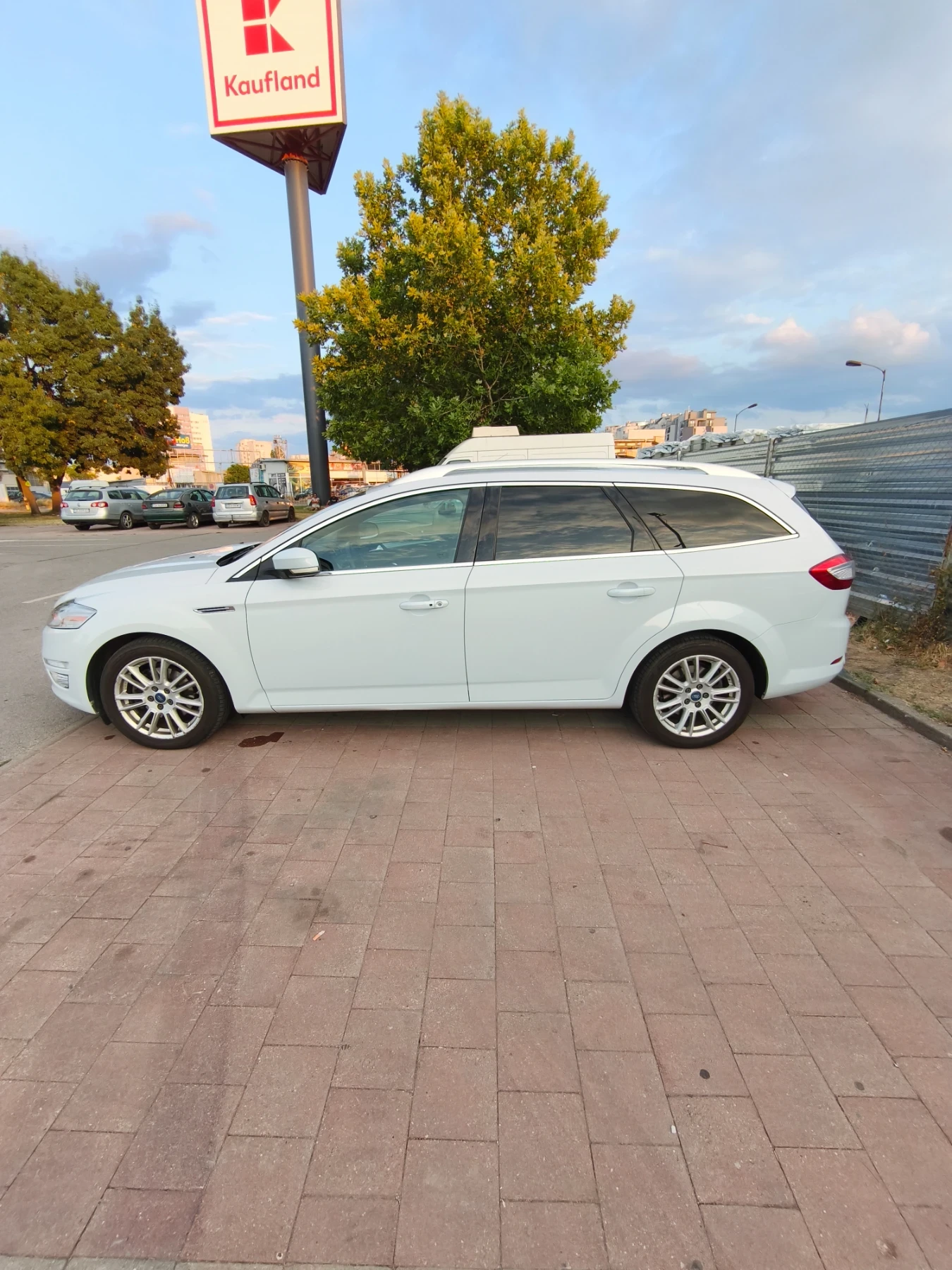 Ford Mondeo, снимка 4 - Автомобили и джипове - 55608217