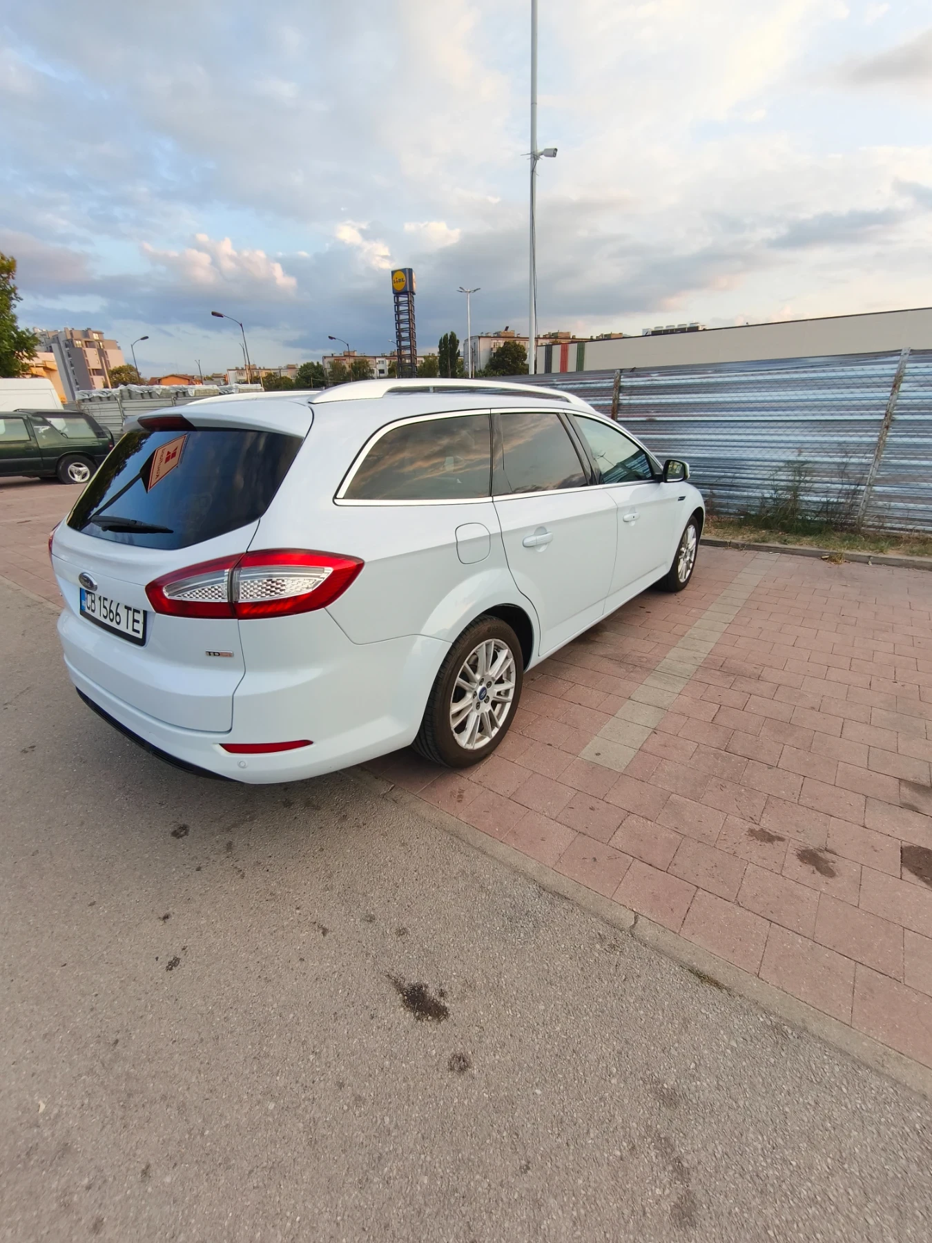 Ford Mondeo, снимка 5 - Автомобили и джипове - 55608217