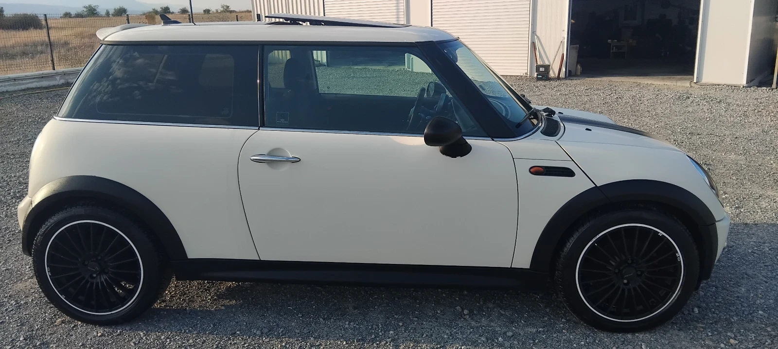 Mini D one, снимка 3 - Автомобили и джипове - 55652348