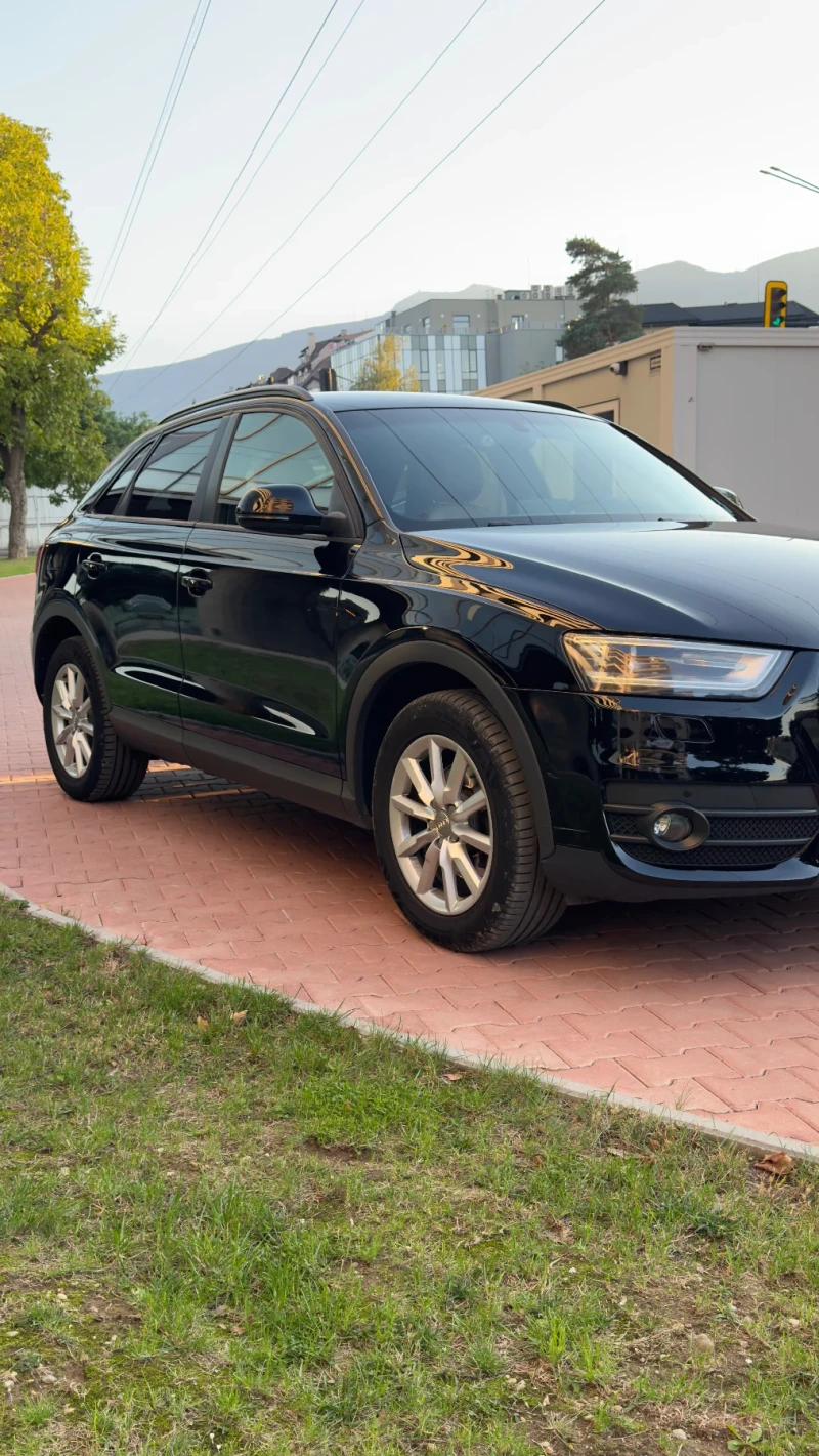 Audi Q3 2.0 TDI, снимка 2 - Автомобили и джипове - 47334810