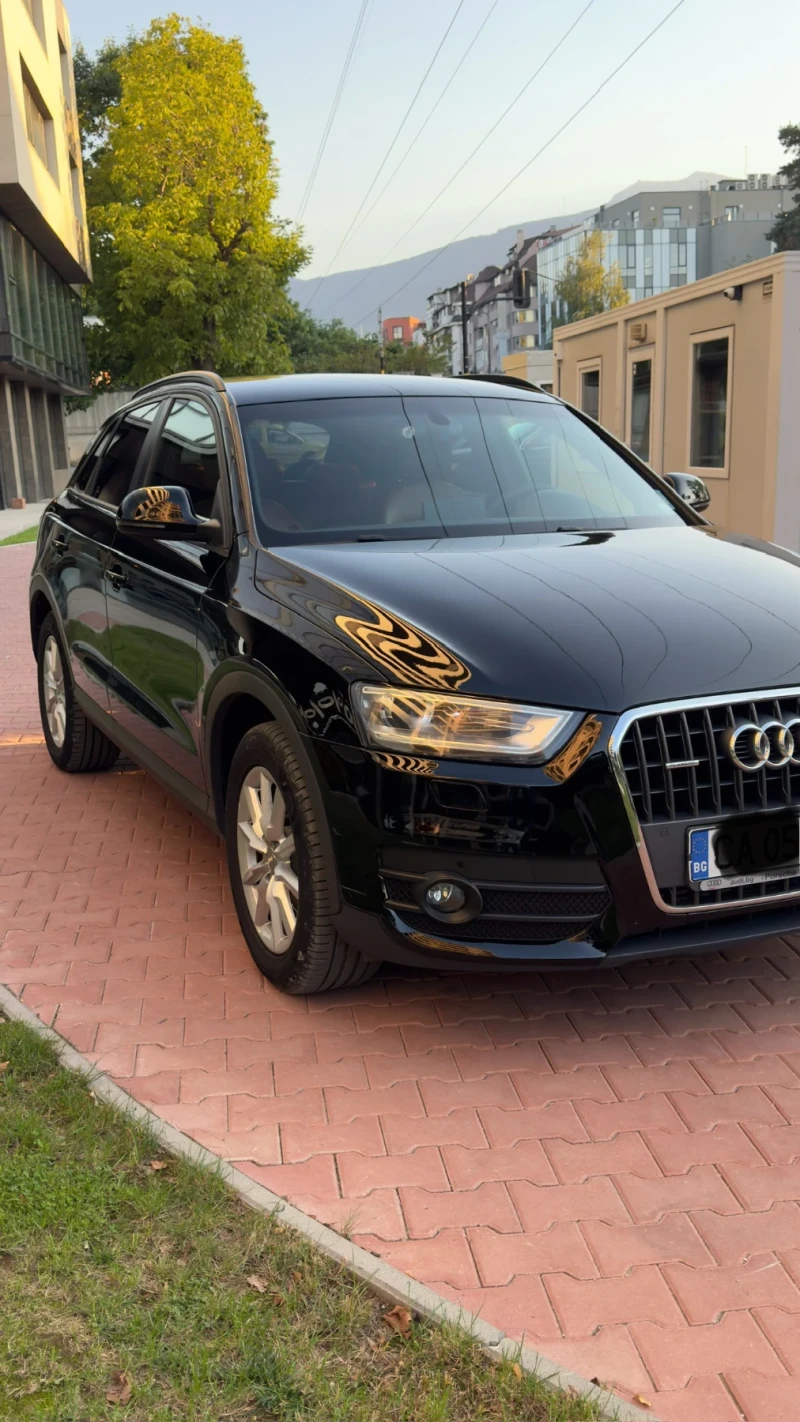 Audi Q3 2.0 TDI, снимка 3 - Автомобили и джипове - 47334810