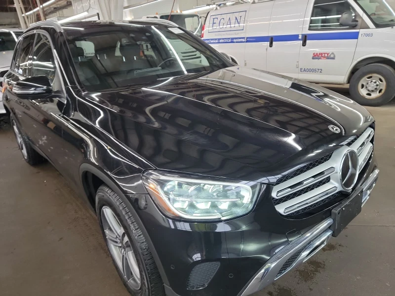 Mercedes-Benz GLC 300, снимка 2 - Автомобили и джипове - 48725761