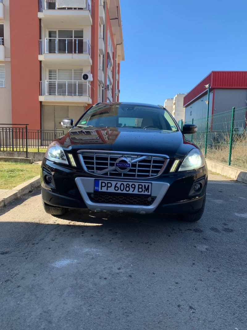 Volvo XC60, снимка 1 - Автомобили и джипове - 48754407