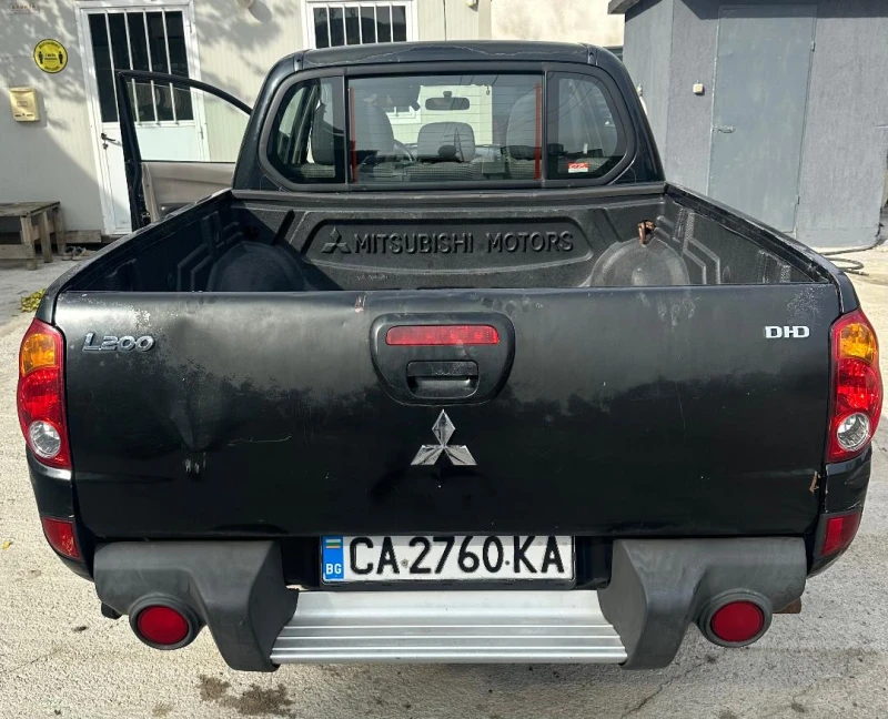 Mitsubishi L200, снимка 5 - Автомобили и джипове - 52751772