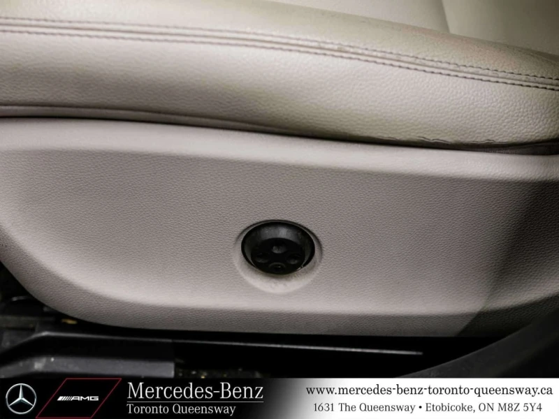 Mercedes-Benz GLA * GLA250 4M * CARFAX * ЦЕНА ДО БГ, снимка 13 - Автомобили и джипове - 53125599